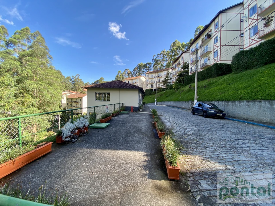Apartamento à venda Cascatinha - Nova Friburgo