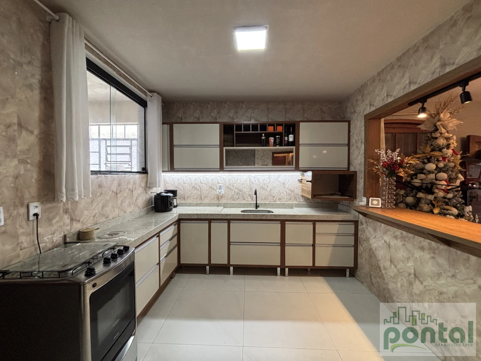 Casa À Venda Chácara do Paraiso  Nova Friburgo