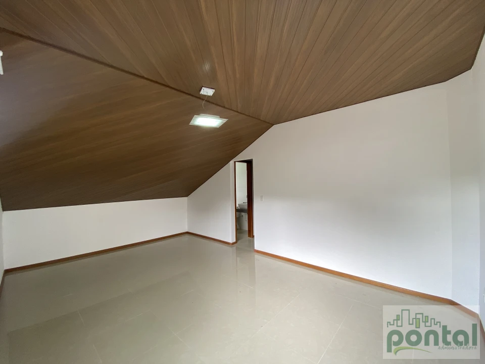 Excelente Cobertura à Venda no Varginha , Nova Friburgo