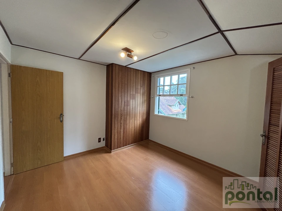 Apartamento À Venda - Condomínio Chácara Sans Souci Nova Friburgo