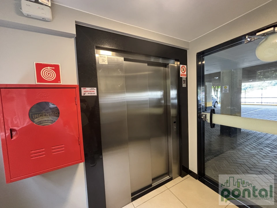 Cobertura Espaçosa à Venda no Centro de Nova Friburgo