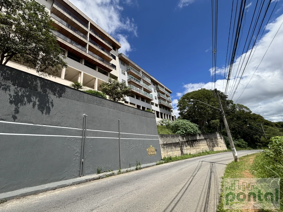 Imagens do imóveis Apartamento À Venda nas Braunes no Condomínio Moradas Sans Souci Nova Friburgo