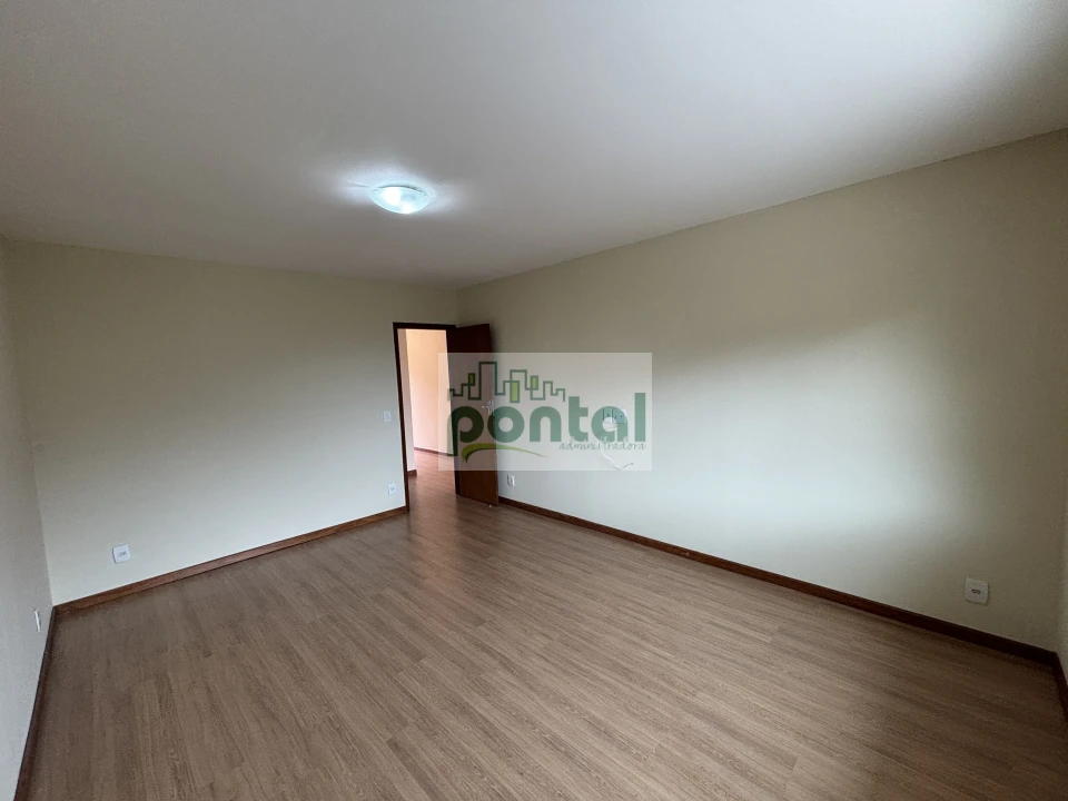 Imagens do imóveis Casa a venda 2 quartos, toda reformada e com vista privilegiada no Cascatinha