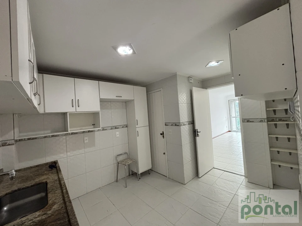 Apartamento À Venda nas Braunes no Condomínio Moradas Sans Souci Nova Friburgo