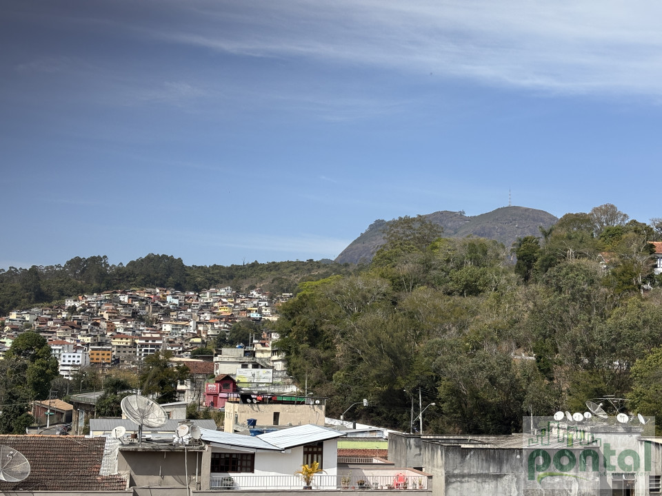 Apartamento Á Venda Edifício Antonio Carestiato Nova Friburgo