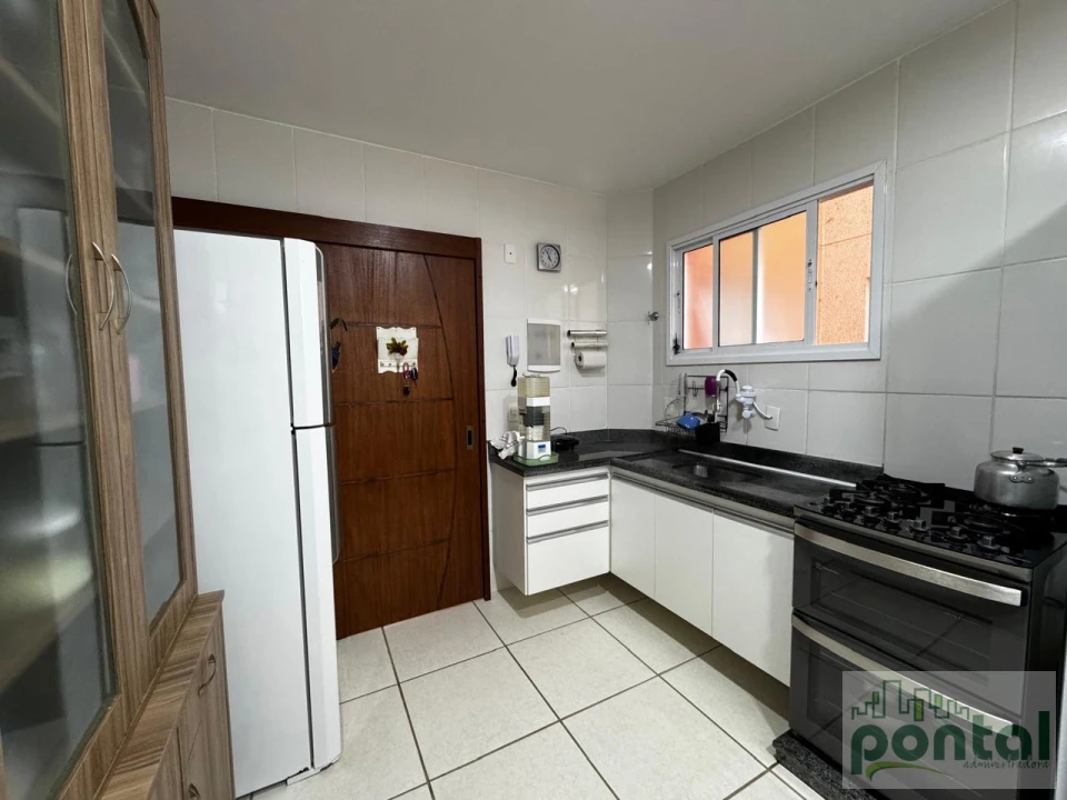 Lindo Apartamento à Venda no Condomínio Oberland ,Nova Friburgo