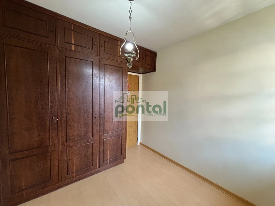 Imagens do imóveis Apartamento de 3 Quartos nas Braunes, Praticamente no Centro — Apenas 200m da Avenida Alberto Braune