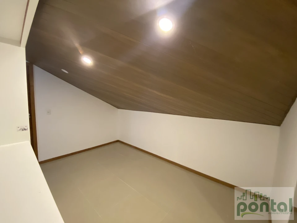 Excelente Cobertura à Venda no Varginha , Nova Friburgo