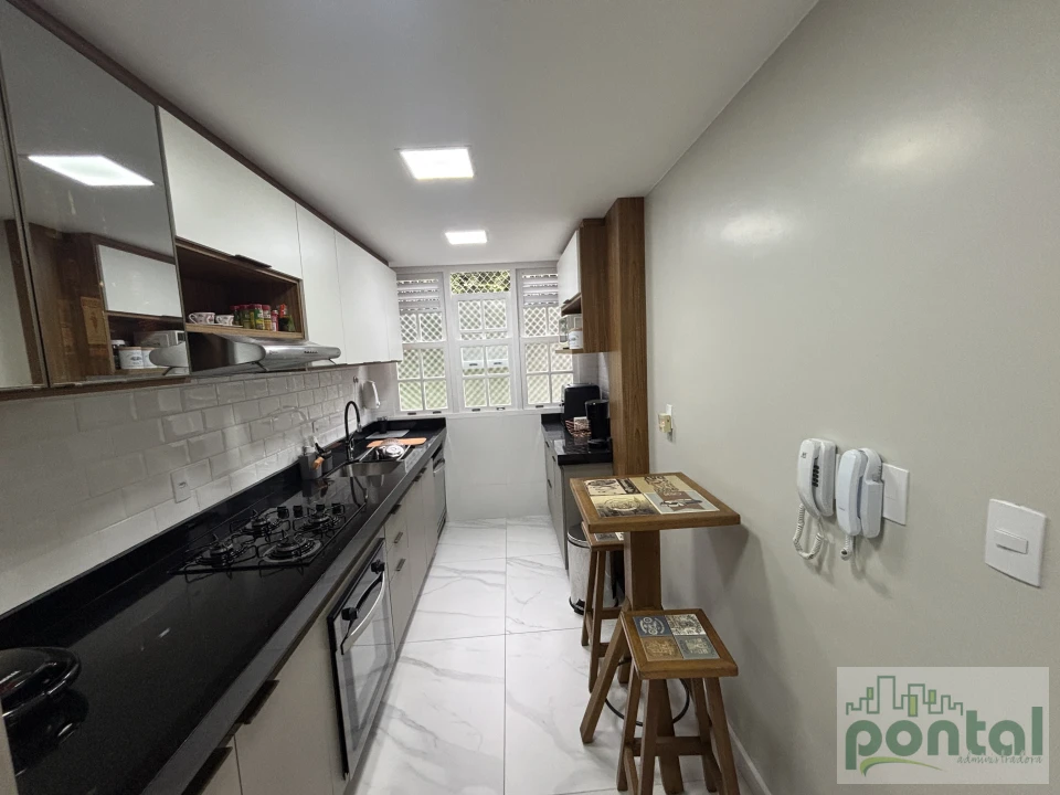 Excelente Apartamento Duplex À Venda Condomínio Serraville ,Nova Friburgo