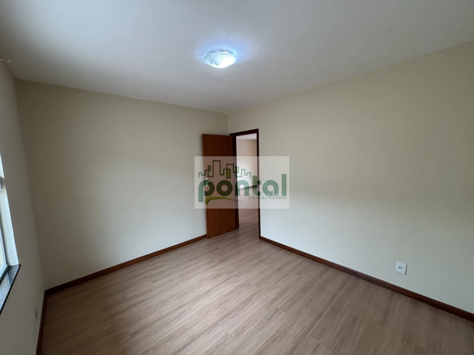 Imagens do imóveis Casa a venda 2 quartos, toda reformada e com vista privilegiada no Cascatinha