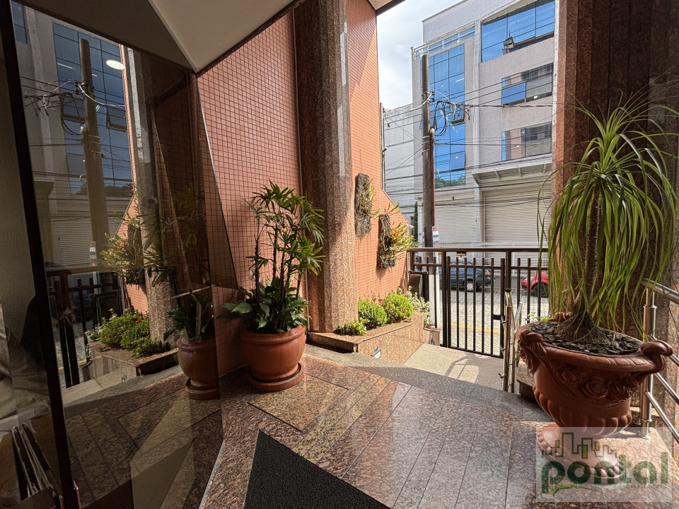 Apartamento Á Venda Edifício Antonio Carestiato Nova Friburgo