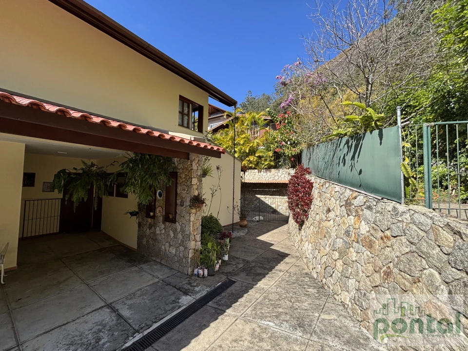 Imagens do imóveis Casa Em Condomínio À Venda Condomínio Sítio Da Pedra Nova Friburgo