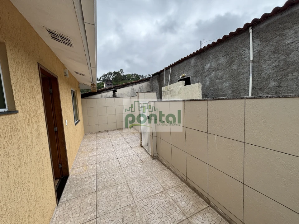 Imagens do imóveis Casa a venda 2 quartos, toda reformada e com vista privilegiada no Cascatinha