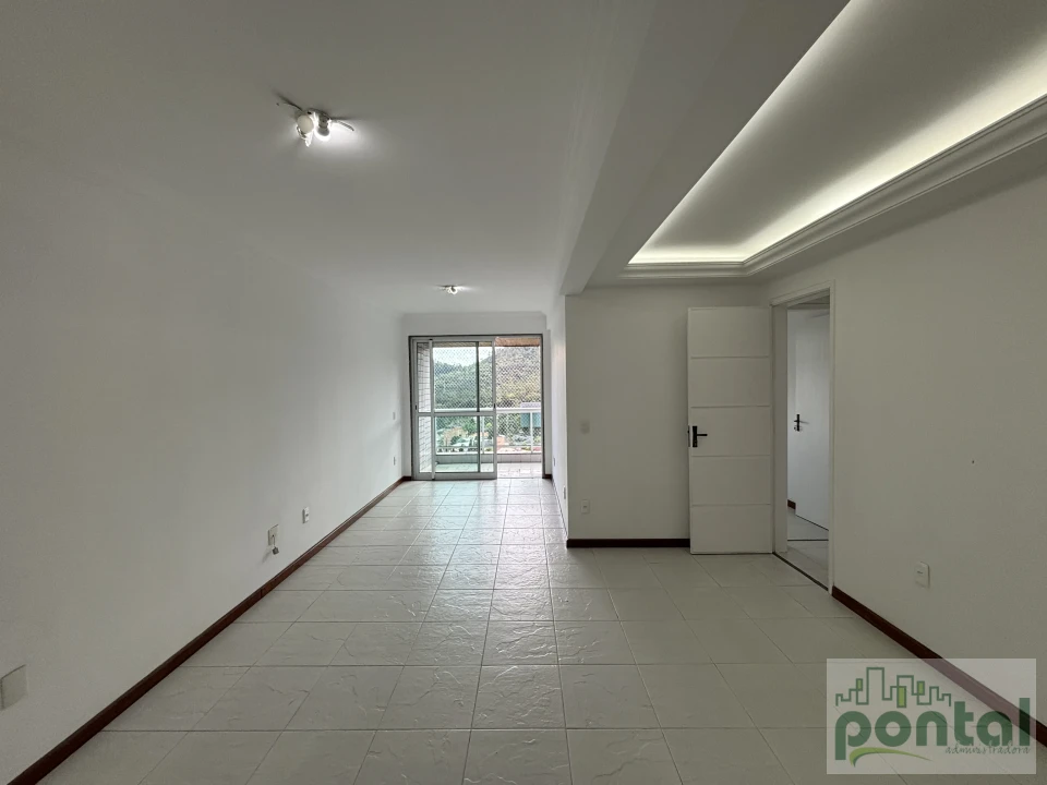 Apartamento À Venda nas Braunes no Condomínio Moradas Sans Souci Nova Friburgo