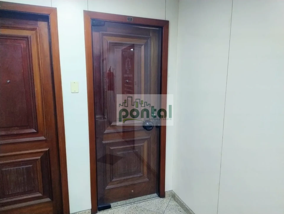 Imagens do imóveis SALA COMERCIAL PARA LOCAÇÃO – AV. ALBERTO BRAUNE