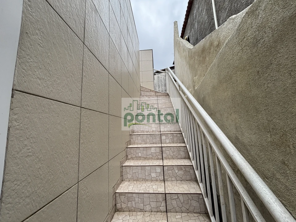 Imagens do imóveis Casa a venda 2 quartos, toda reformada e com vista privilegiada no Cascatinha
