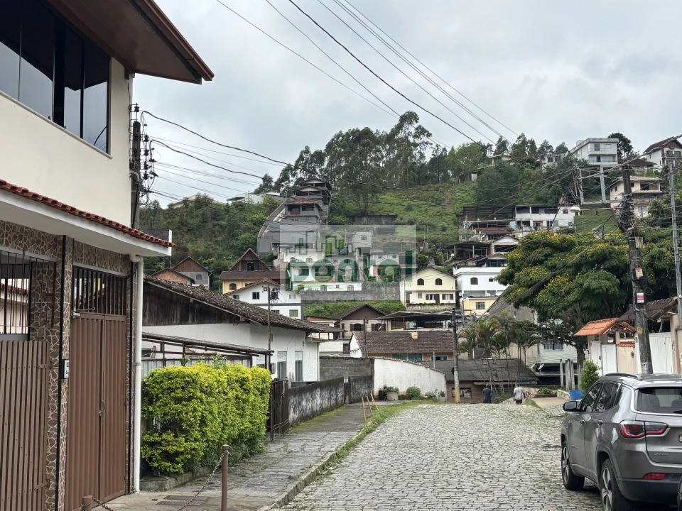 Imagens do imóveis Casa a venda 2 quartos, toda reformada e com vista privilegiada no Cascatinha