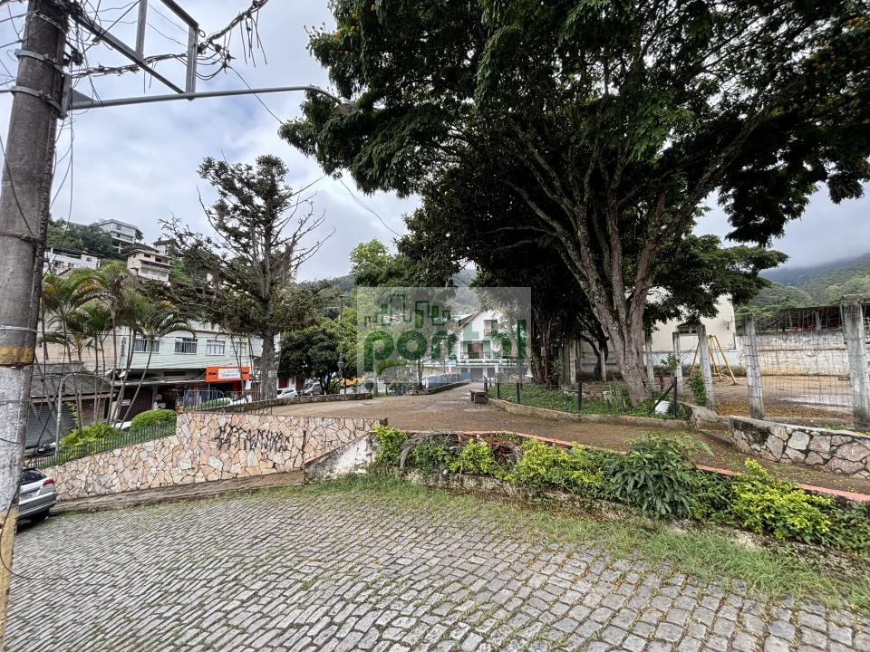 Imagens do imóveis Casa a venda 2 quartos, toda reformada e com vista privilegiada no Cascatinha