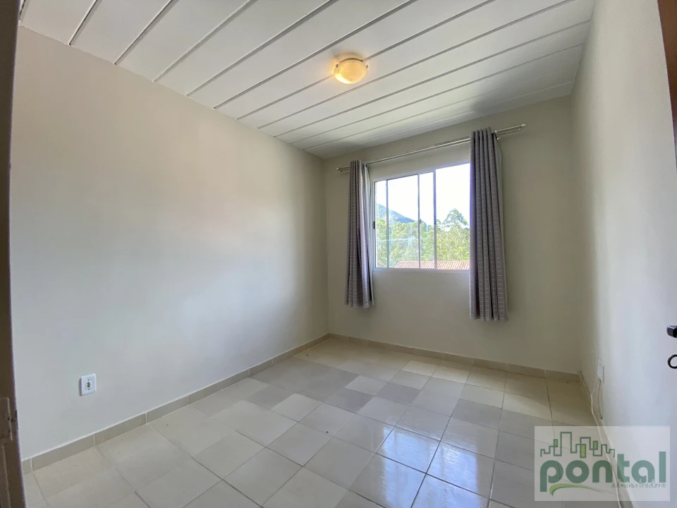 Apartamento à venda Cascatinha - Nova Friburgo