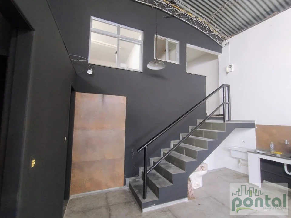 Imagens do imóveis Galpão Comercial Para Alugar no Perissê