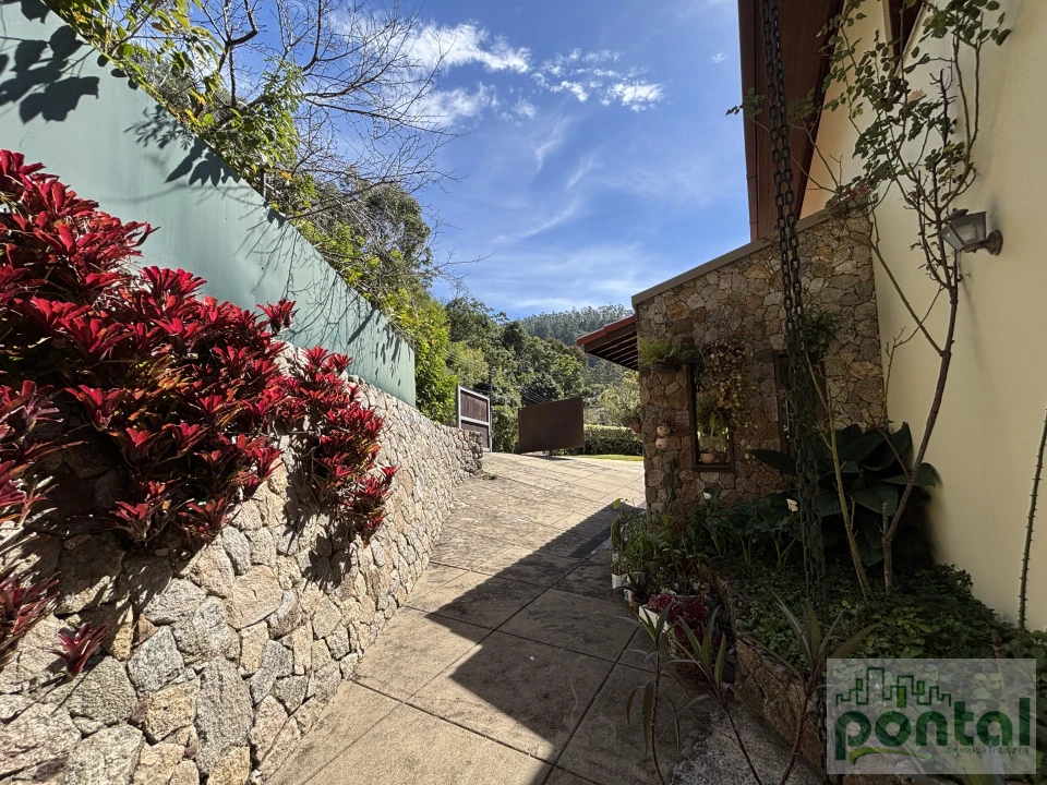Imagens do imóveis Casa Em Condomínio À Venda Condomínio Sítio Da Pedra Nova Friburgo