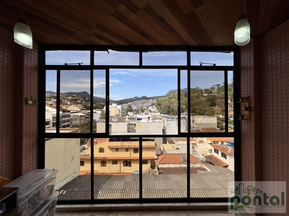 Apartamento Á Venda Edifício Antonio Carestiato Nova Friburgo