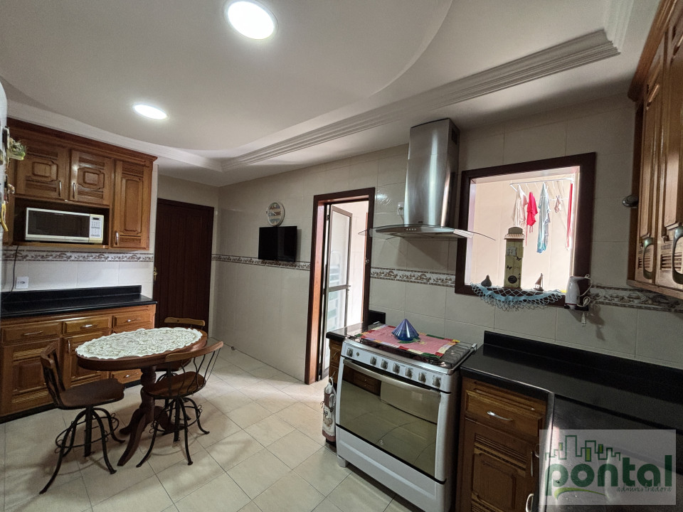 Apartamento Á Venda Edifício Antonio Carestiato Nova Friburgo
