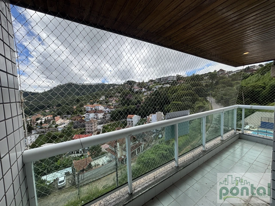Apartamento À Venda nas Braunes no Condomínio Moradas Sans Souci Nova Friburgo