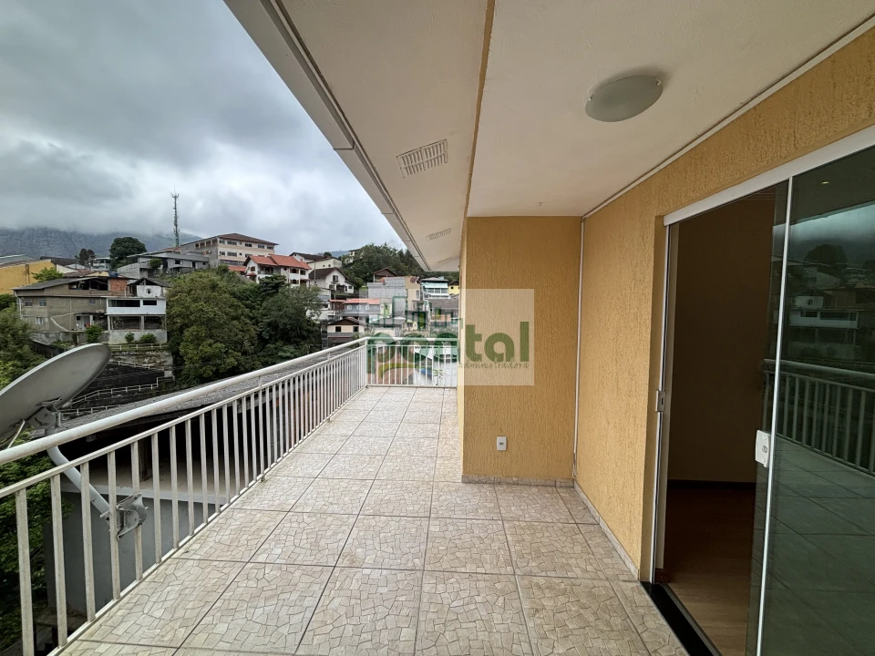Imagens do imóveis Casa a venda 2 quartos, toda reformada e com vista privilegiada no Cascatinha