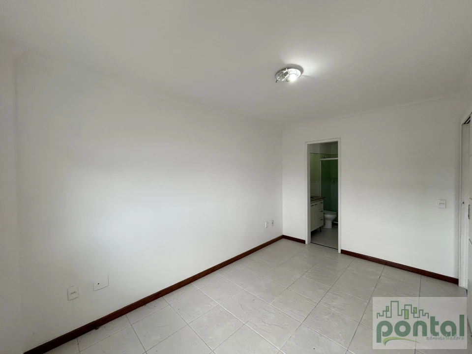 Apartamento À Venda nas Braunes no Condomínio Moradas Sans Souci Nova Friburgo