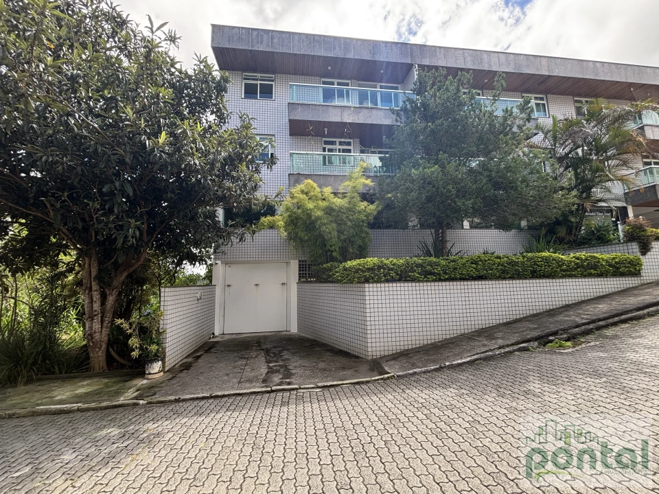 Apartamento À Venda nas Braunes no Condomínio Moradas Sans Souci Nova Friburgo