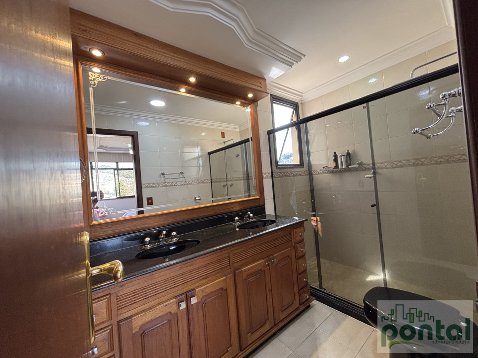 Apartamento Á Venda Edifício Antonio Carestiato Nova Friburgo