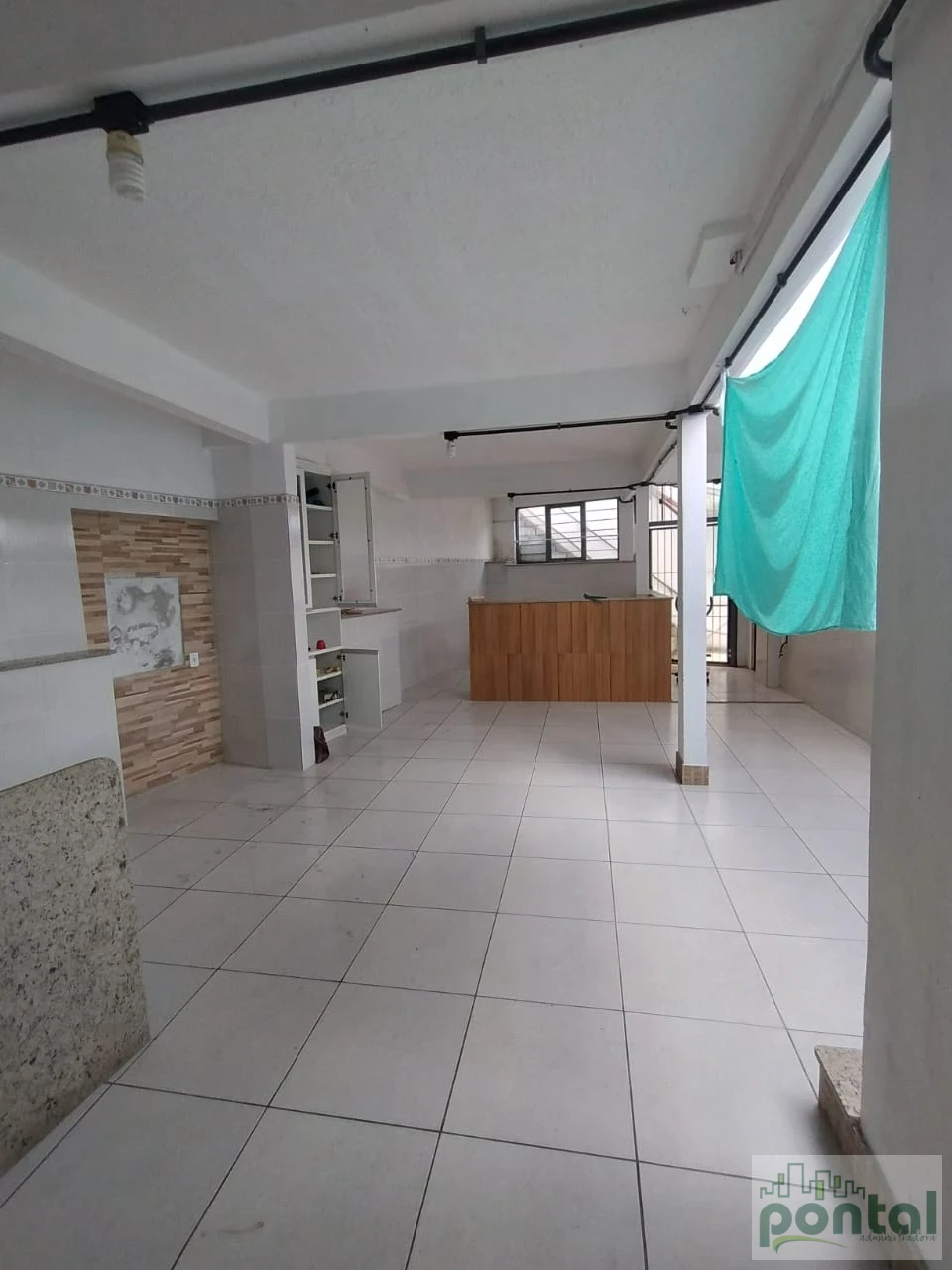 Imagens do imóveis Comercial Para Alugar Jardinlândia Nova Friburgo