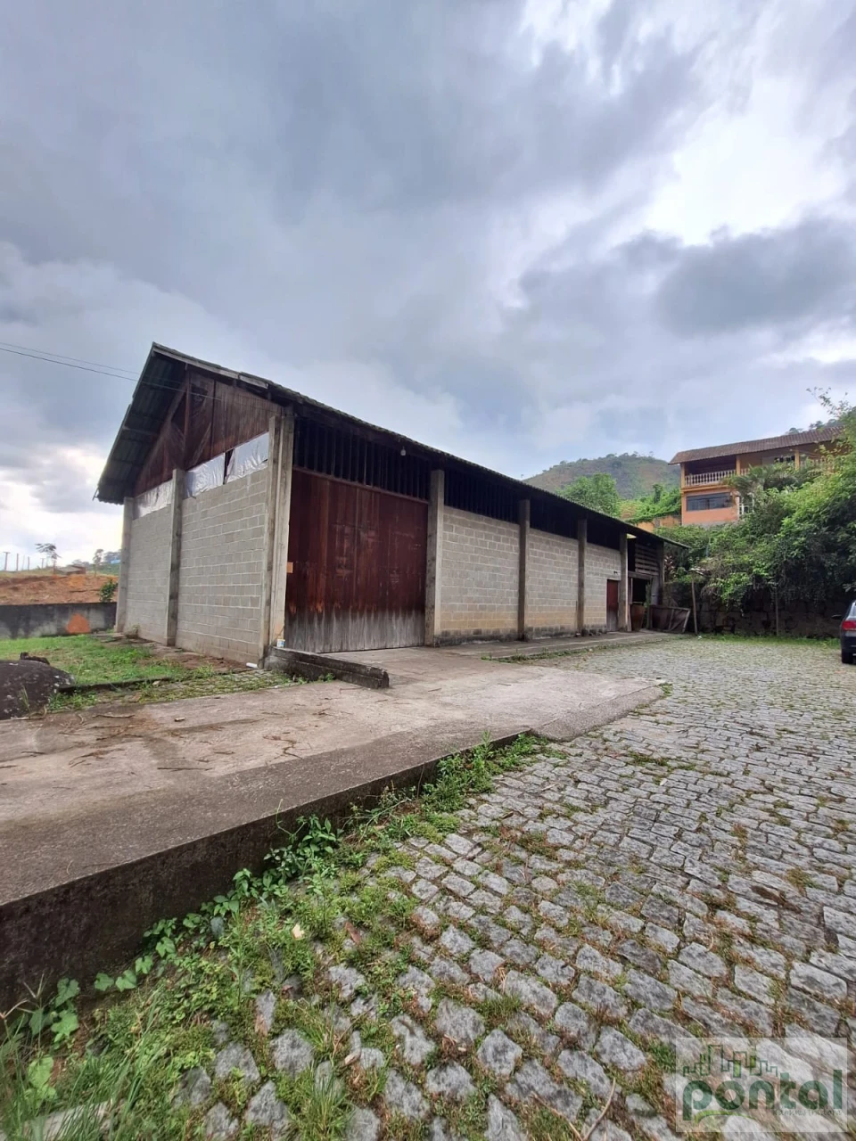 Imagens do imóveis Comercial Para Alugar Córrego D'Antas Nova Friburgo