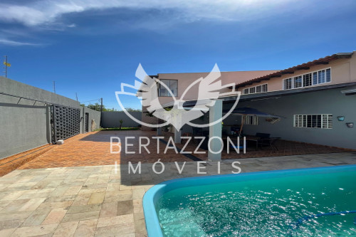 Casa sobrado para VENDA - Conj. Maria Cecilia