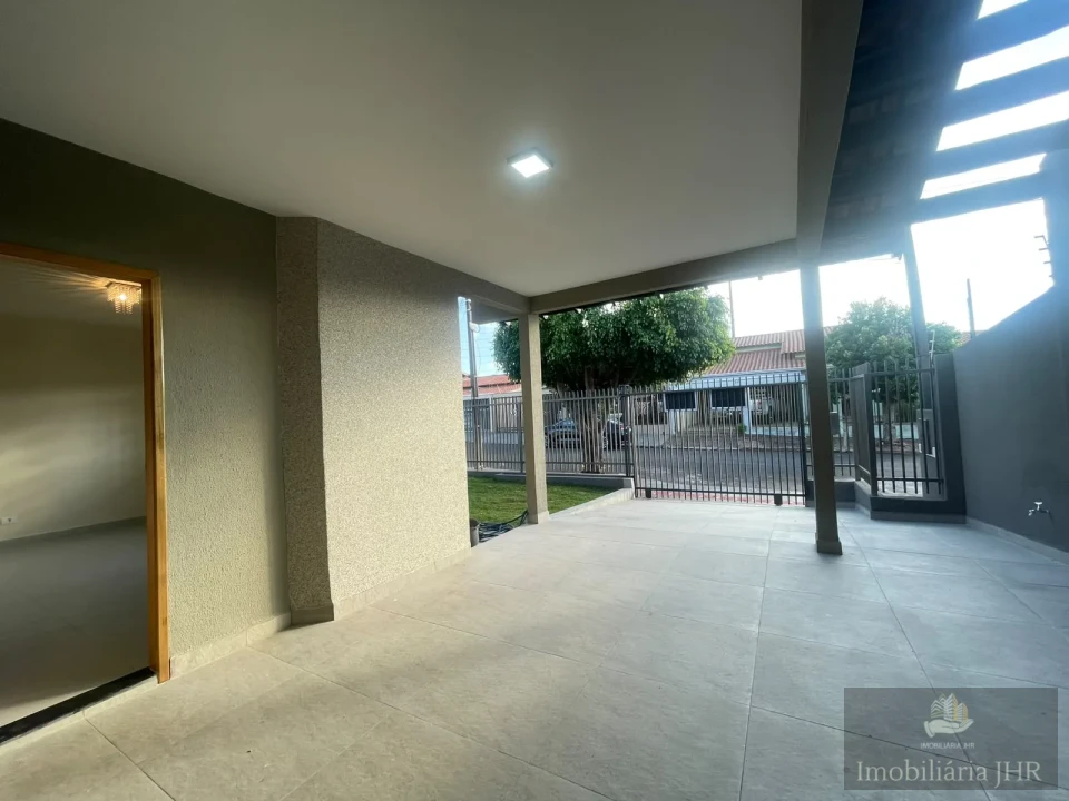 Imagens do imóveis CASA RECÉM-REFORMADA À VENDA | JARDIM CONTINENTAL | LONDRINA