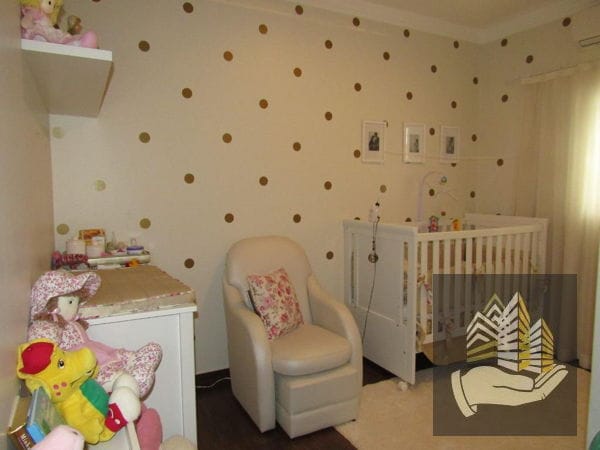 Imagens do imóveis Casa à venda 4 Quartos, 1 Suite, 2 Vagas, 300M², Coliseu, Londrina - PR