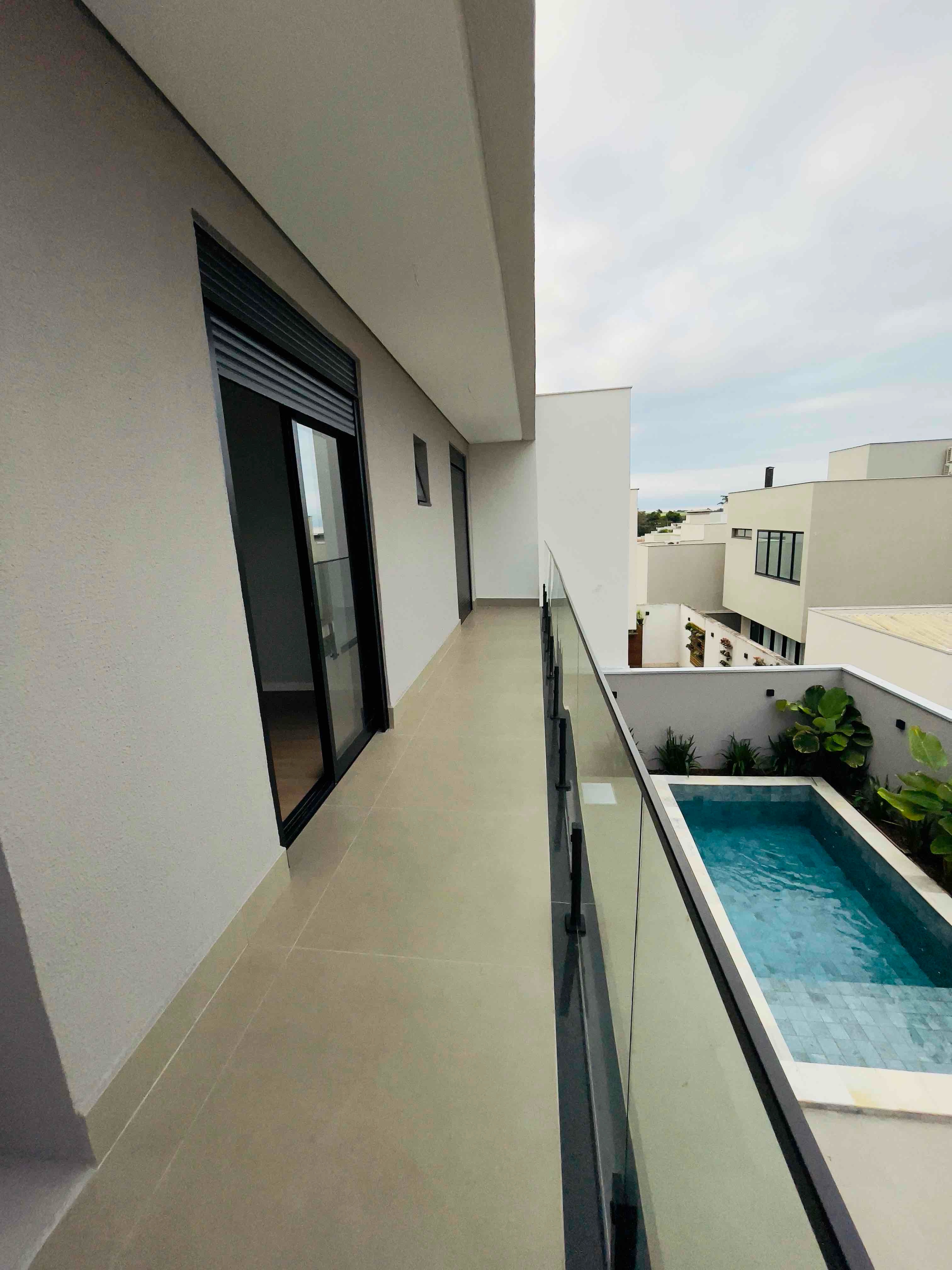 Imagens do imóveis Sobrado à Venda, Cond BELLA VITTA 2, Rua Antonio Carvalho Grade, PR