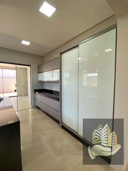 Imagens do imóveis Casa à venda 4 Quartos, 2 Suites, 4 Vagas, 360M², Fazenda Gleba Palhano, Londrina - PR