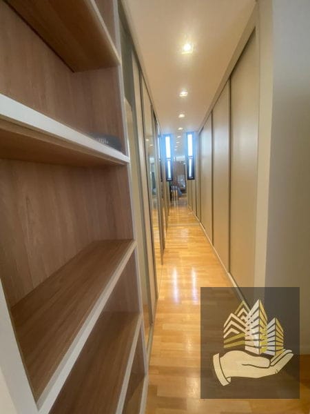 Imagens do imóveis Casa à venda 4 Suites, 2 Vagas, 360M², Condomínio Royal Forest, Londrina - PR