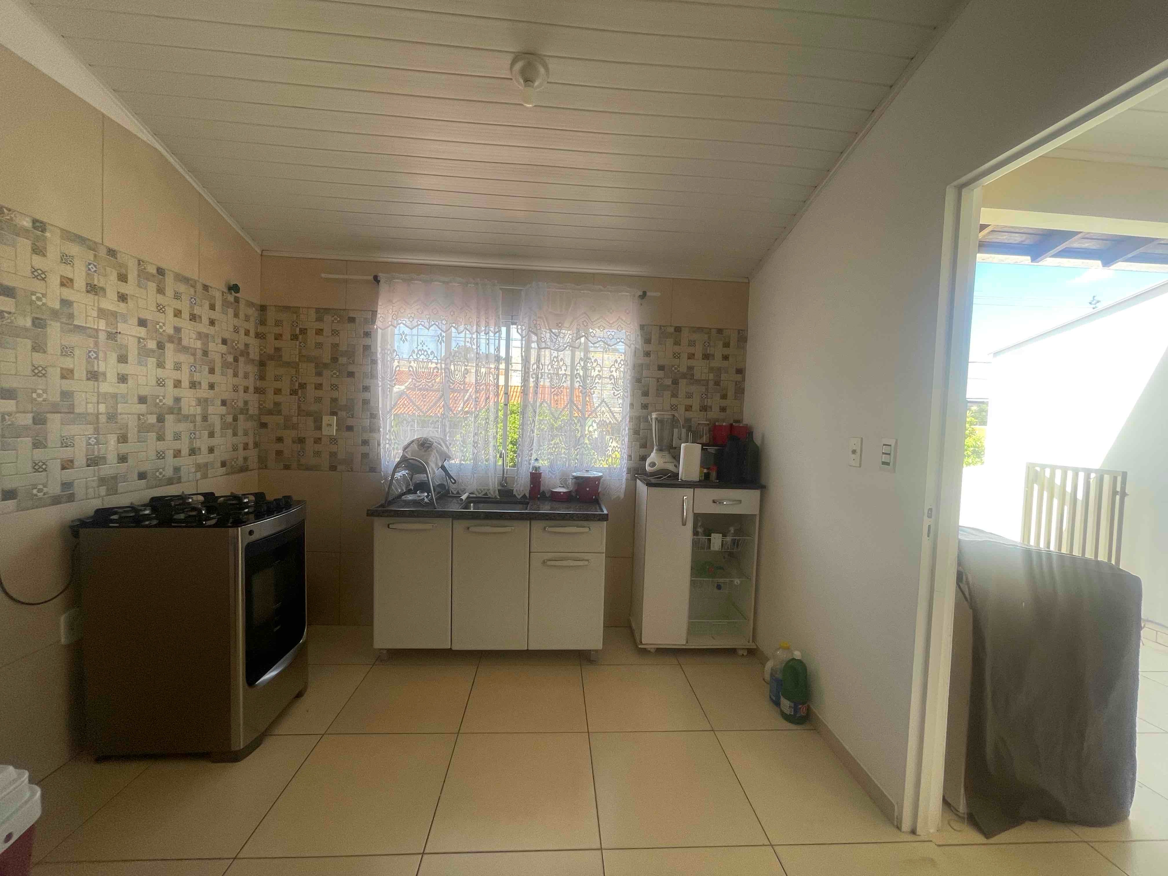 Imagens do imóveis dois imóveis individuais no terreno Jardim Indusville, Londrina - PR