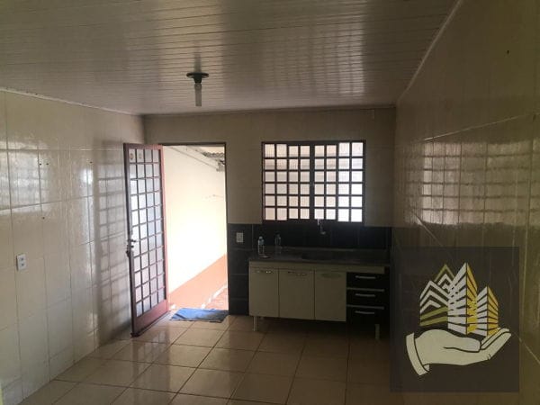Imagens do imóveis Casa à venda 2 Quartos, 1 Vaga, 200M², João Paz, Londrina - PR