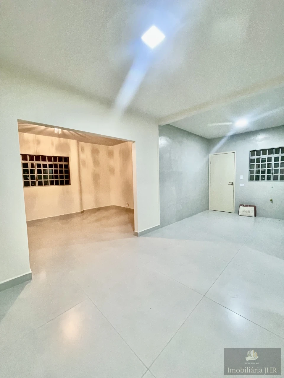 Imagens do imóveis CASA RECÉM-REFORMADA À VENDA | JARDIM CONTINENTAL | LONDRINA