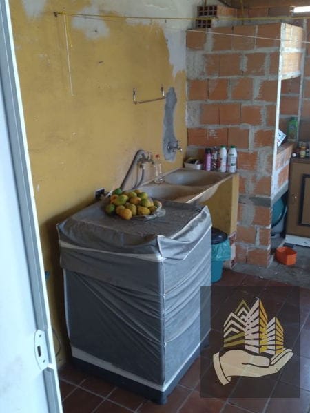 Imagens do imóveis Casa à venda 2 Quartos, 1 Suite, 2 Vagas, Aquilles Sthengel, Londrina - PR