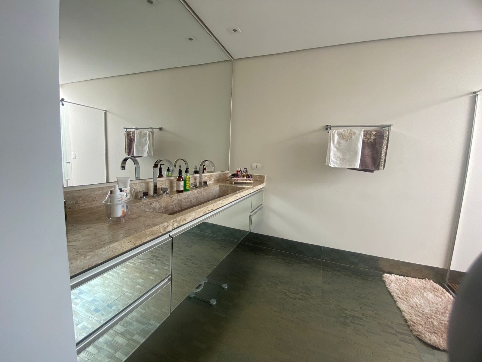 Imagens do imóveis Sobrado à venda, Esperança, Londrina, PR