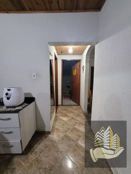 Imagens do imóveis Casa à venda 3 Quartos, 1 Suite, 2 Vagas, Conjunto Semiramis Barros Braga, Londrina - PR