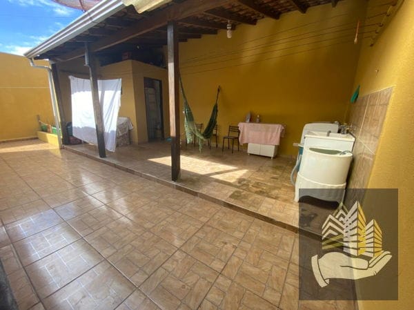 Imagens do imóveis Casa à venda 2 Quartos, 1 Suite, 1 Vaga, 200M², Conjunto Professora Hilda Mandarino, Londrina - PR