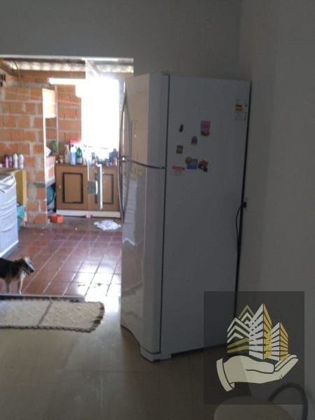 Imagens do imóveis Casa à venda 2 Quartos, 1 Suite, 2 Vagas, Aquilles Sthengel, Londrina - PR