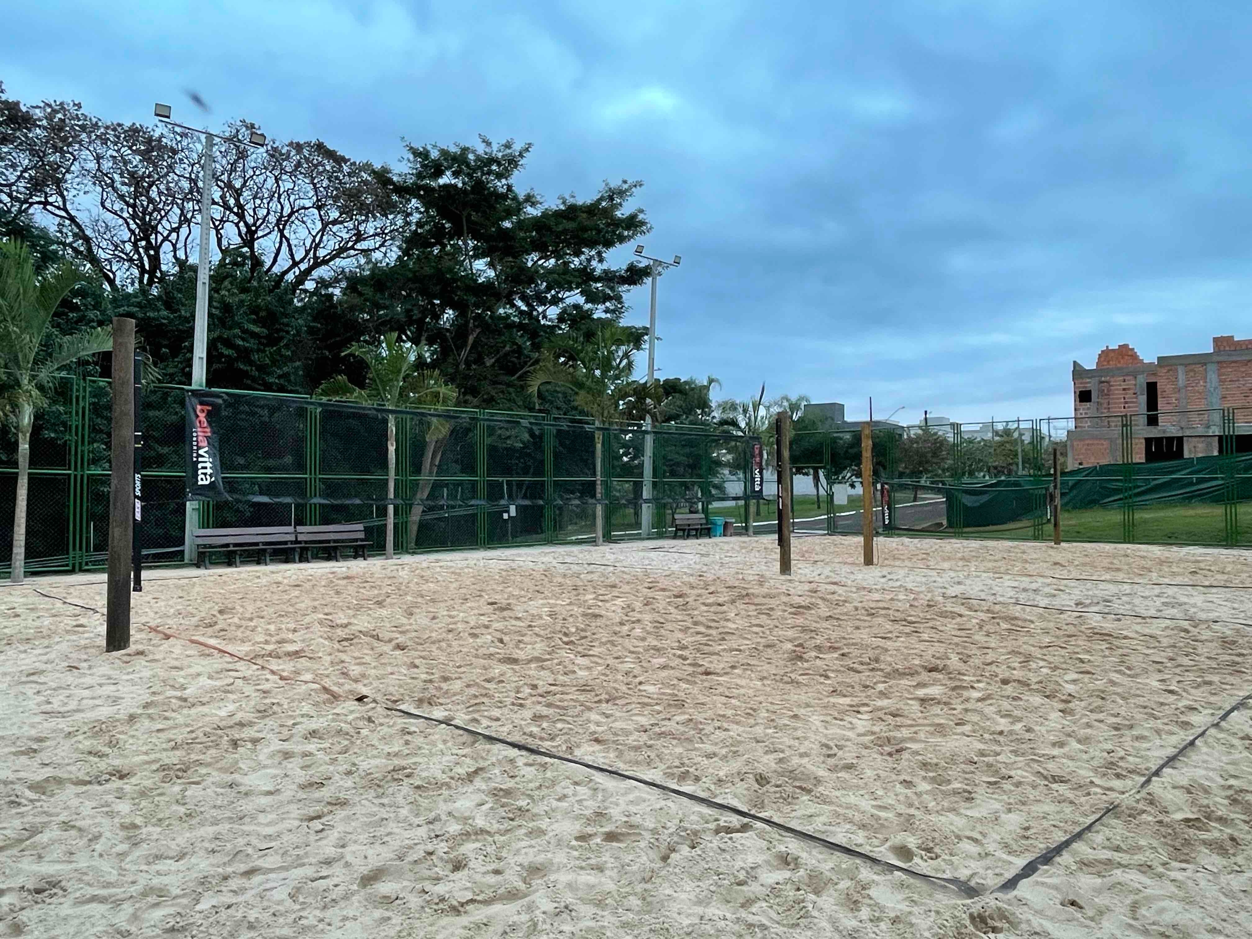 Imagens do imóveis Sobrado à Venda, Cond BELLA VITTA 2, Rua Antonio Carvalho Grade, PR