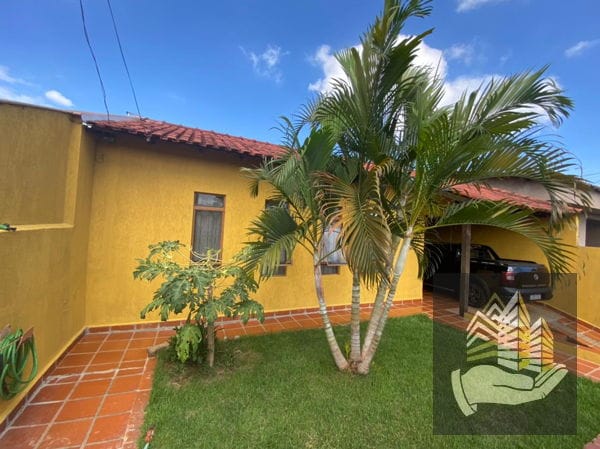 Imagens do imóveis Casa à venda 2 Quartos, 1 Suite, 1 Vaga, 200M², Conjunto Professora Hilda Mandarino, Londrina - PR